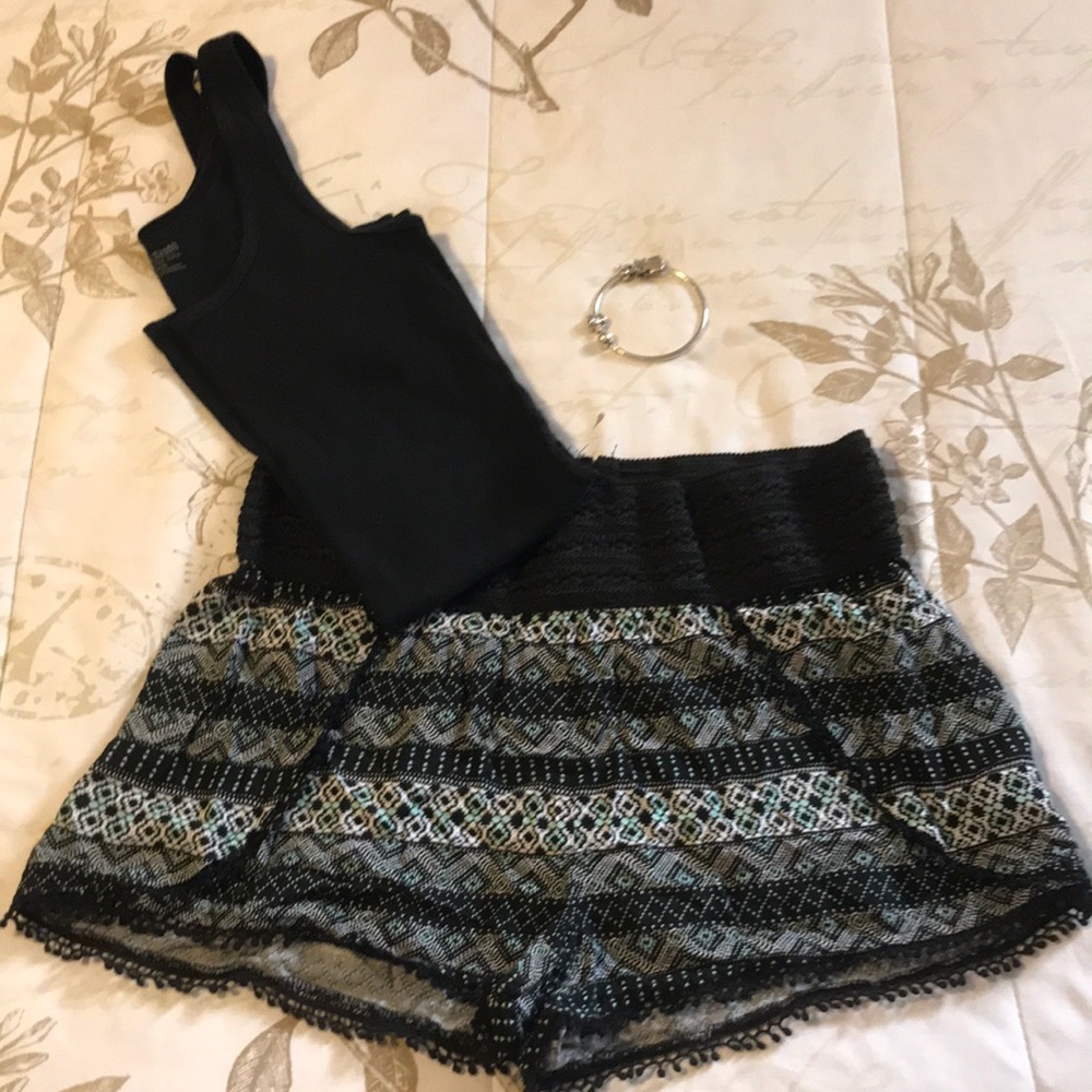 Women’s Pretty Patterned Shorts